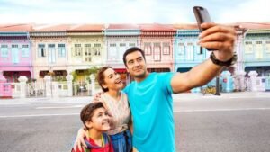 Indian Family travelling together using noQPay